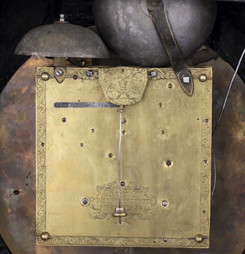 gilt-bronze-mounted wood Italian cartel clock